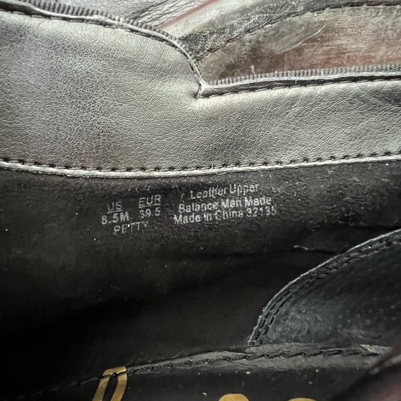 Sam Edelman low leather black side zip booties size 8.5 - Picture 5 of 10